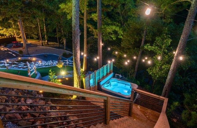 New Build Charming A-Frame w/Pool Near Hot Springs