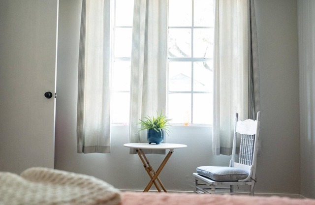 New! Cabin Vibes in the City | Off-street Parking | Near Hospitals| Monthly Stay