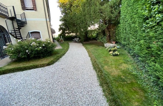 Neue zentrale und ruhige Lodge, exklusive Terrasse mit Blick und Park