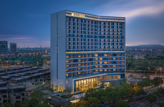 New Century Hotel Zhenhai