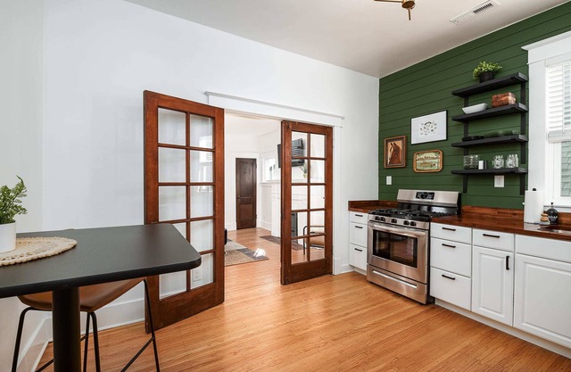 New! Charming City Condo! Walkable & Chic!