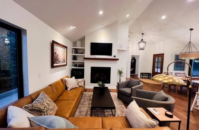 New CLEAN Santa Ynez Cottage