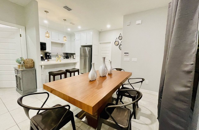 🌟NEW🌟CLOSE TO MALL🌟NEAR HOSPITALS🌟BEST LOCATION🌟