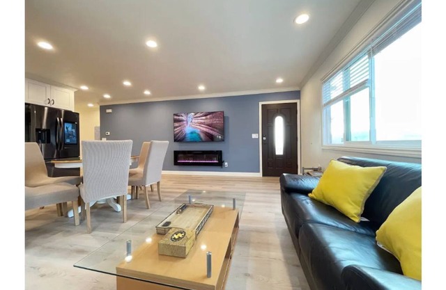New Coastal Home🐠 Steps to pier🐢 16mins to SFO✈️