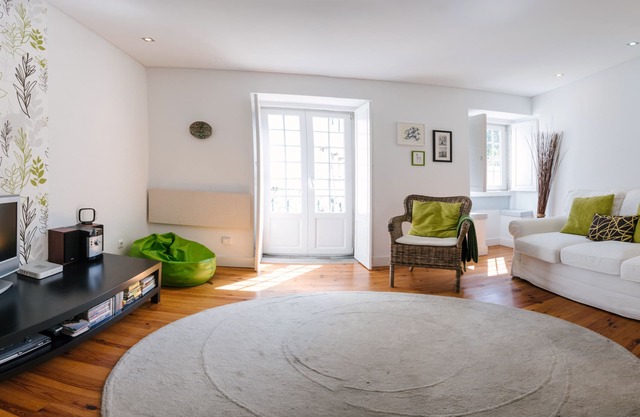 Komplett renovierte Wohnung im historischen Viertel von Alfama.