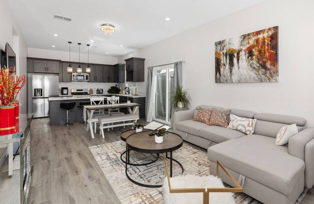 New Construction Home 2024 - Vacation Mid-Term Rental Opportunity
