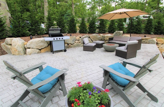NEW CONSTRUCTION Lower Level Apartment Close to Town and Beaches (2314)