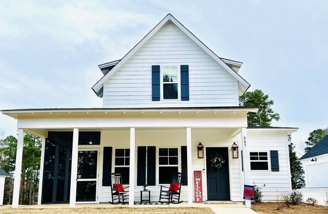 NEW construction! Minutes from Ole Miss