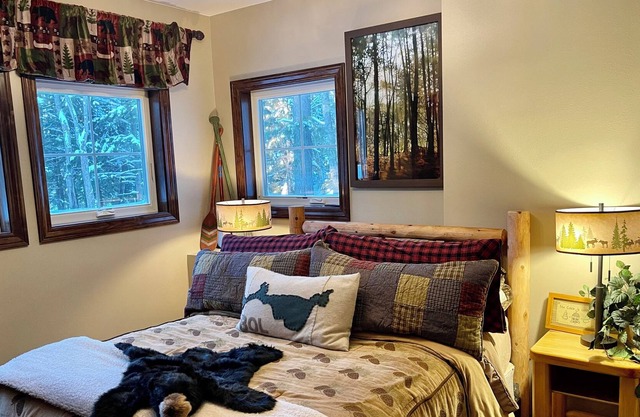 New Construction, secluded home on Black Oak Lake with Panoramic Lake Views