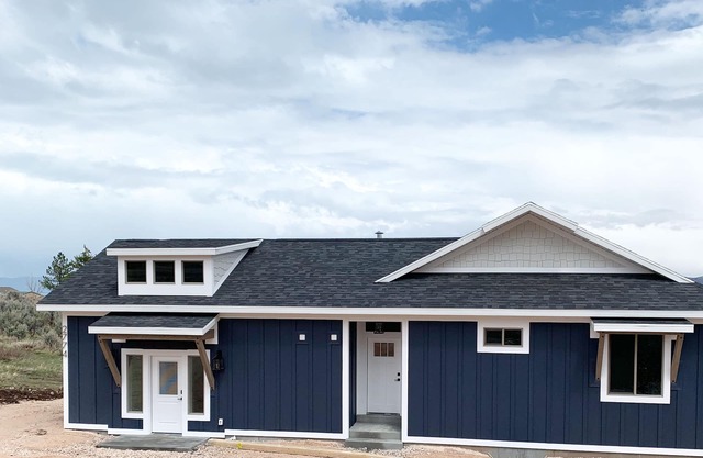 New Construction Sweetwater's Bear Lake Coastal Lake House Retreat