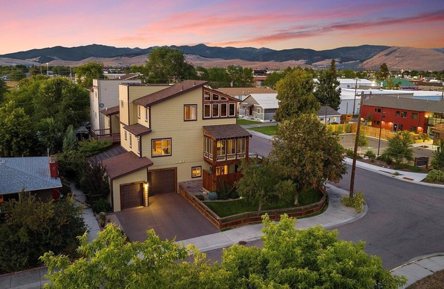 NEW! Conveniently located townhouse in Missoula