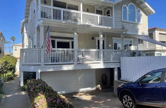 NEU Coronado Village Condo mit Innenhof. Fragen Sie nach einem Rabatt bei früherer Abreise.