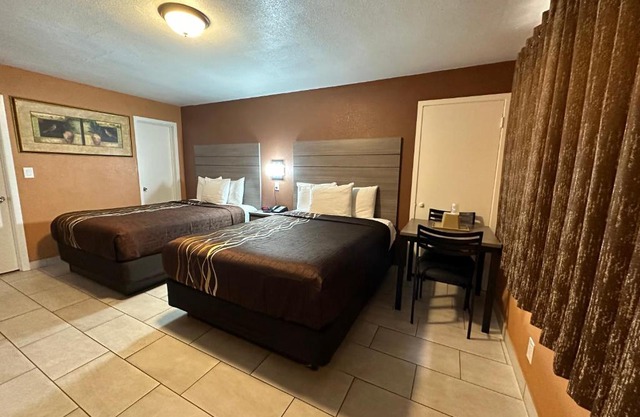 New Corral Motel