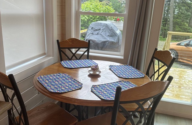 New cottage in an established vacation spot on Linekin Bay Boothbay Harbor