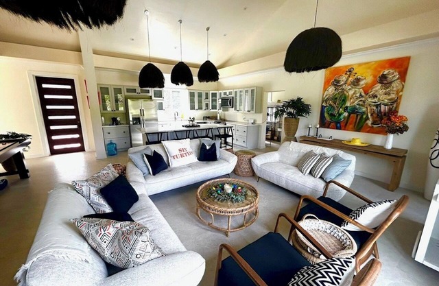 New cozy 2-bedroom house with Pool. Introductory Price.
