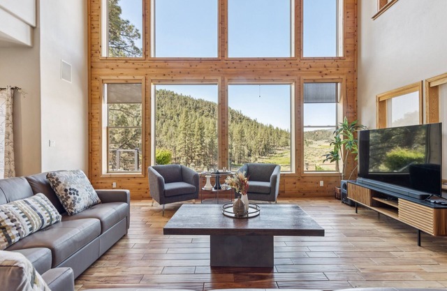 NEW! Cozy Mountain Retreat Near Mount Pinos