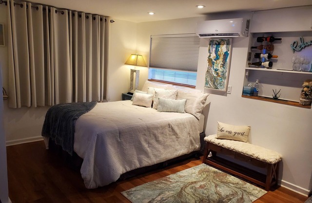 New Cozy Studio, 5 minutes To Las Olas!!