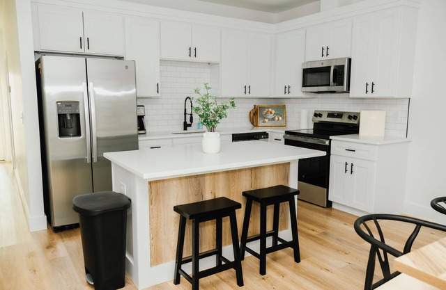 NEW Cozy Townhome unit 1 in Spartanburg