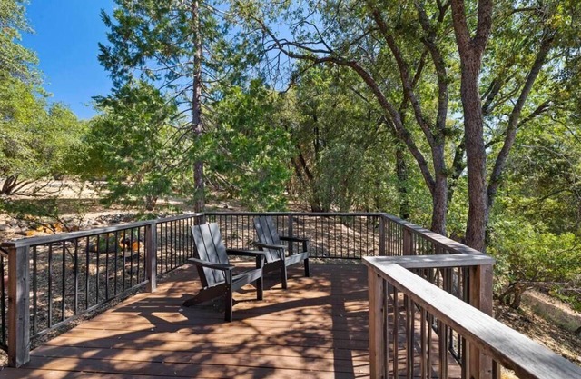 New! Custom Built Architectural Gem Mountain House