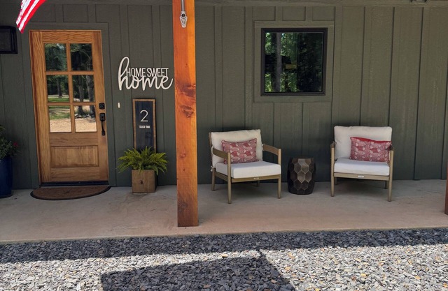 NEW Diamond in the Rough Riverfront Retreat on the Little Missouri River