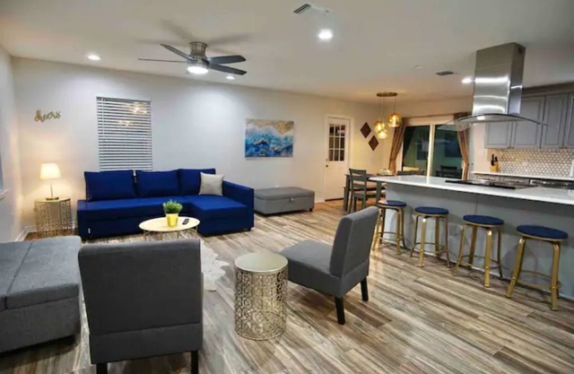 NEW!! Dripping Springs/ATX with EV Charger