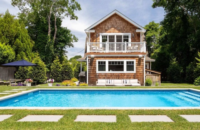 New East Hampton Village South-of-Hwy w/ Pool & Full Cottage