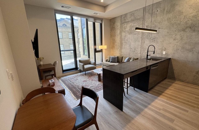 *NEW Elegant 1B/1B Downtown Halifax