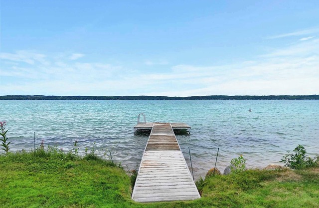 New! Elk Lake Cottage - 14 Minutes from Horse Show!