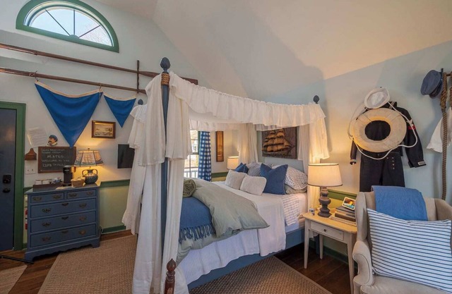 New England Hospitality at the Carriage House Mystic Vacation Rentals LLC