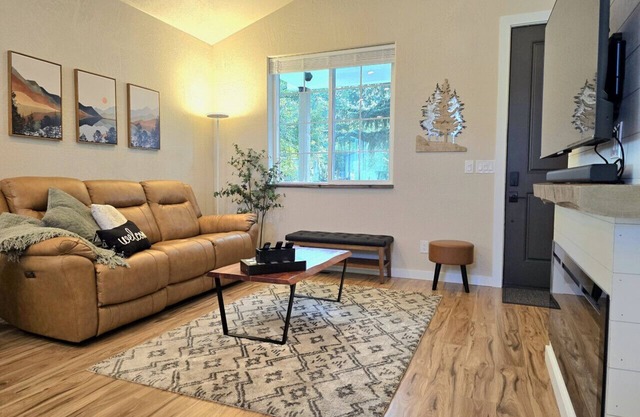 2/1 House: New Construction