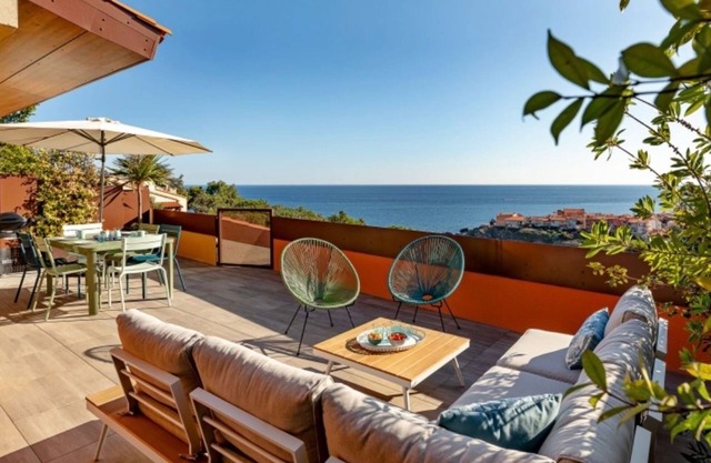 Neue F3, große Terrasse mit Blick aufs Meer