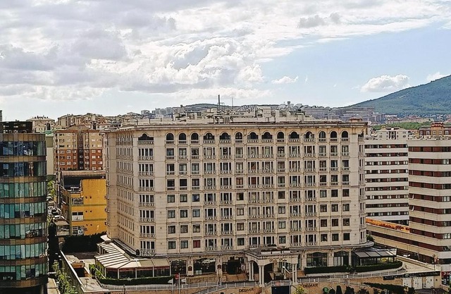 NEW FALCON Palas OTEL