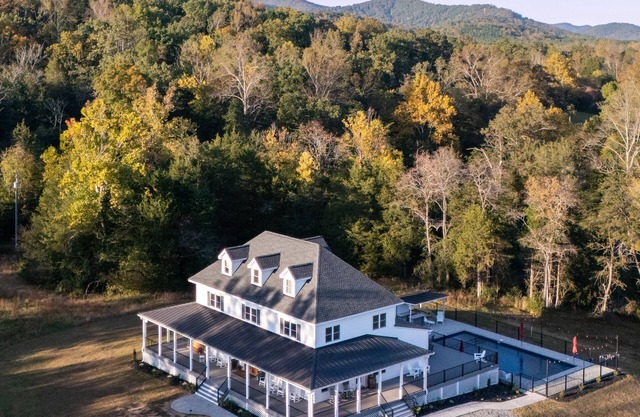 New! Farmhouse w/ Epic Wrap Around Covered Porch