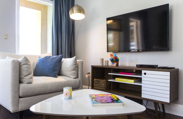 NEW: Freshly remodelled condo at Lake Las Vegas.
