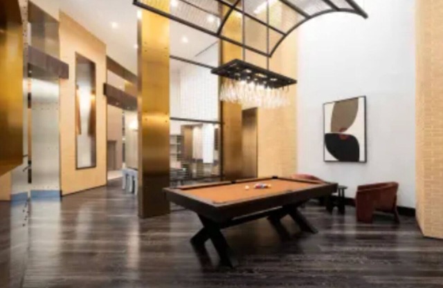 NEW Fully Furnished 1BR in PRIME Location with tons of amenities!