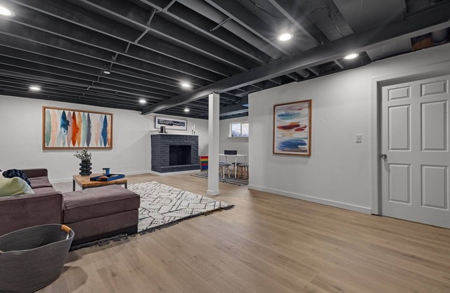 New! Fully Renovated Family/Pet Friendly 4BD in Great Central Location!
