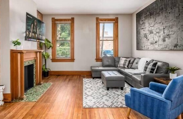 *NEW* GERMAN VILLAGE RETREAT W/ LOVELY PATIO l FREE PARK