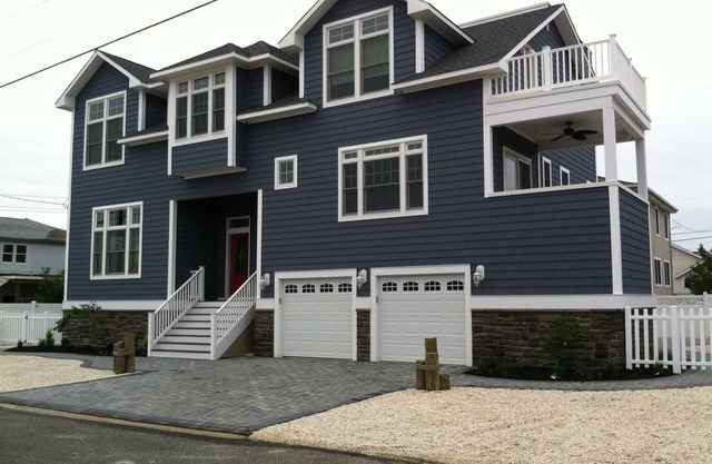 New Wunderschöne Oceanside Home w / hervorragendem Blick.