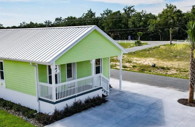New house in Beautiful Steinhatchee, Florida! Boat Parking!
