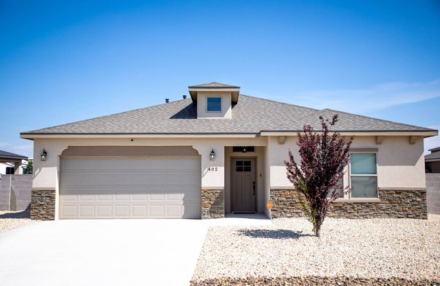 New House Near Carlsbad Caverns!