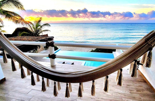 New Infinity Pool on Sandy Beachfront Boho-Chic Villa