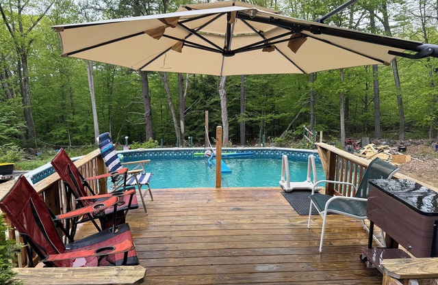 NEW! Juniper Retreat POOL+HOT TUB