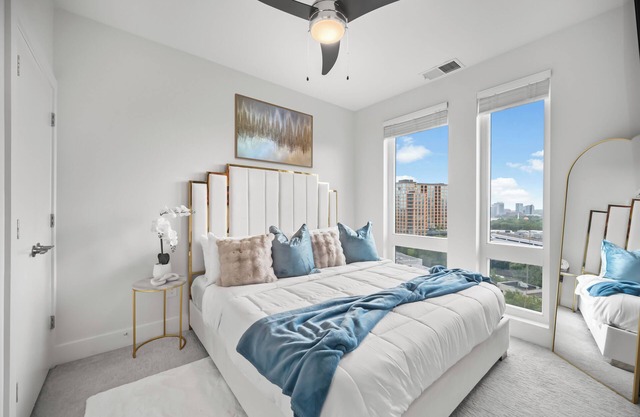 New! King bed Modern with City Views