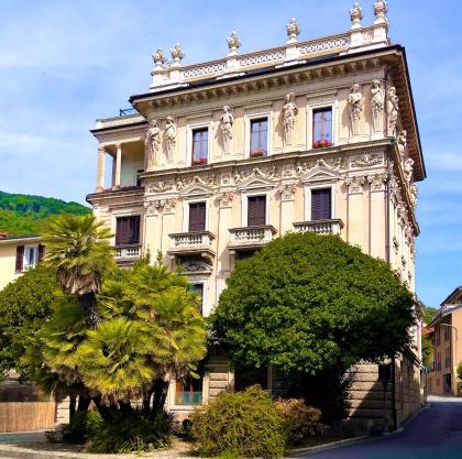 New Lake View apartment in Historic Palace