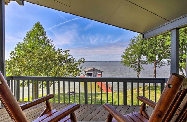 NEW! Lakefront Home on Cedar Creek w/ Game Room!
