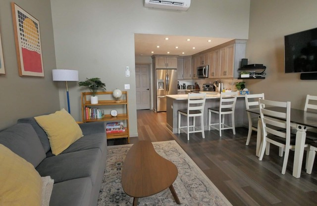 New Listing- 2 King Bedrooms next to pool and Hot Tub | 2 Bed, 2 Bath