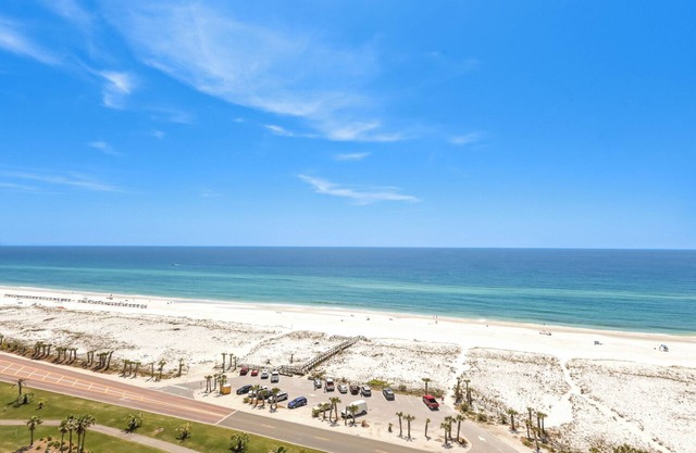 NEW LISTING - 2B Gulf Front all new furnishings!