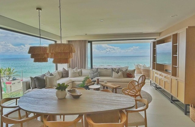 New Listing-Charming 4-bedroom apartment with WiFi and AC in delightful Bucerías