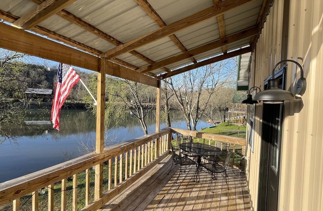 New Listing! Cozy Cabin Riverside Retreat in historic downtown Hardy, AR