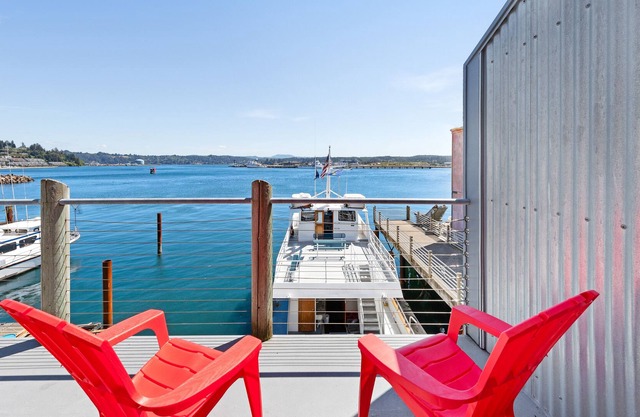 Deluxe Studio in einer Lodge an der Bucht mit Whirlpool und Gaskamin - in Strandnähe!